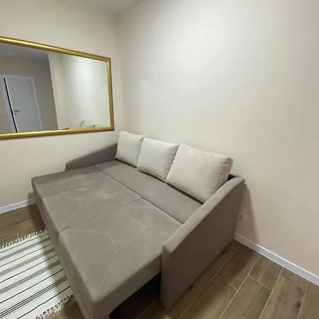 нові по вулиці роксолани16 Lägenhet